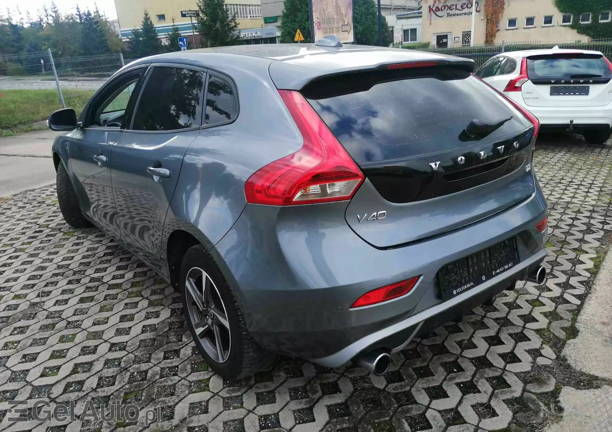 VOLVO V40 T2 Kinetic