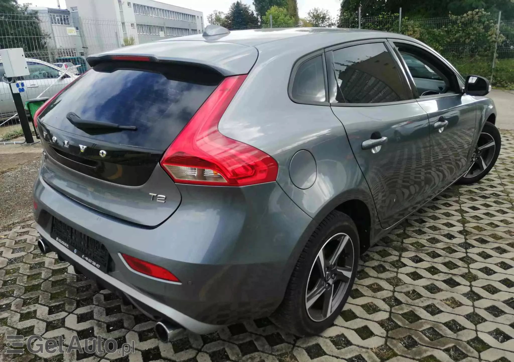 VOLVO V40 T2 Kinetic