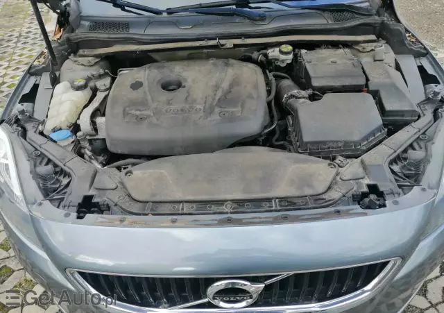 VOLVO V40 T2 Kinetic