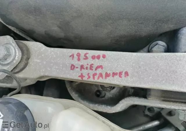 VOLVO V40 T2 Kinetic