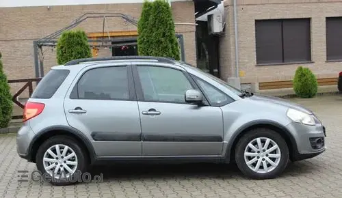 SUZUKI SX4 