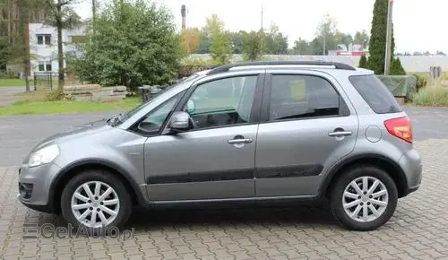 SUZUKI SX4 