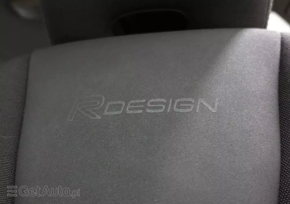 VOLVO V60 D3 R-Design