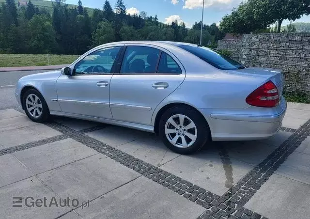 MERCEDES-BENZ Klasa E 320 CDI 4-Matic T Avantgarde