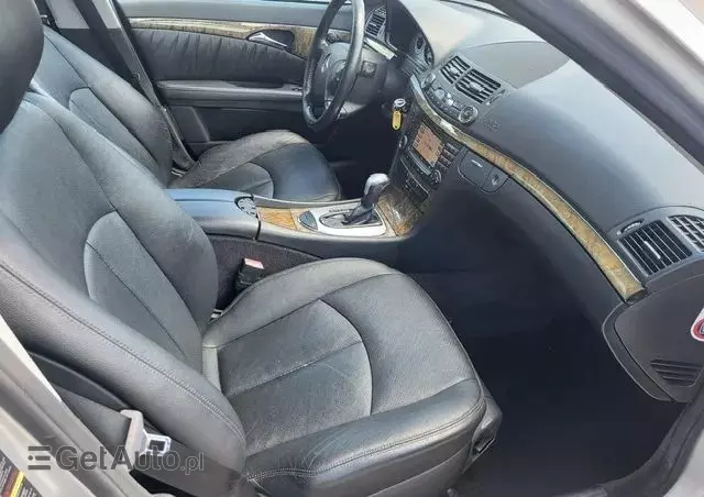 MERCEDES-BENZ Klasa E 320 CDI 4-Matic T Avantgarde