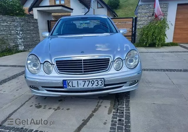 MERCEDES-BENZ Klasa E 320 CDI 4-Matic T Avantgarde