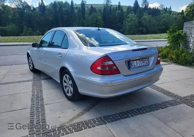 MERCEDES-BENZ Klasa E 320 CDI 4-Matic T Avantgarde