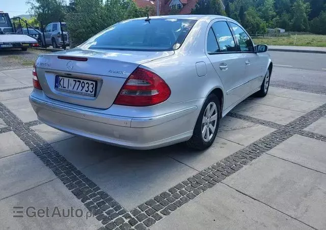 MERCEDES-BENZ Klasa E 320 CDI 4-Matic T Avantgarde