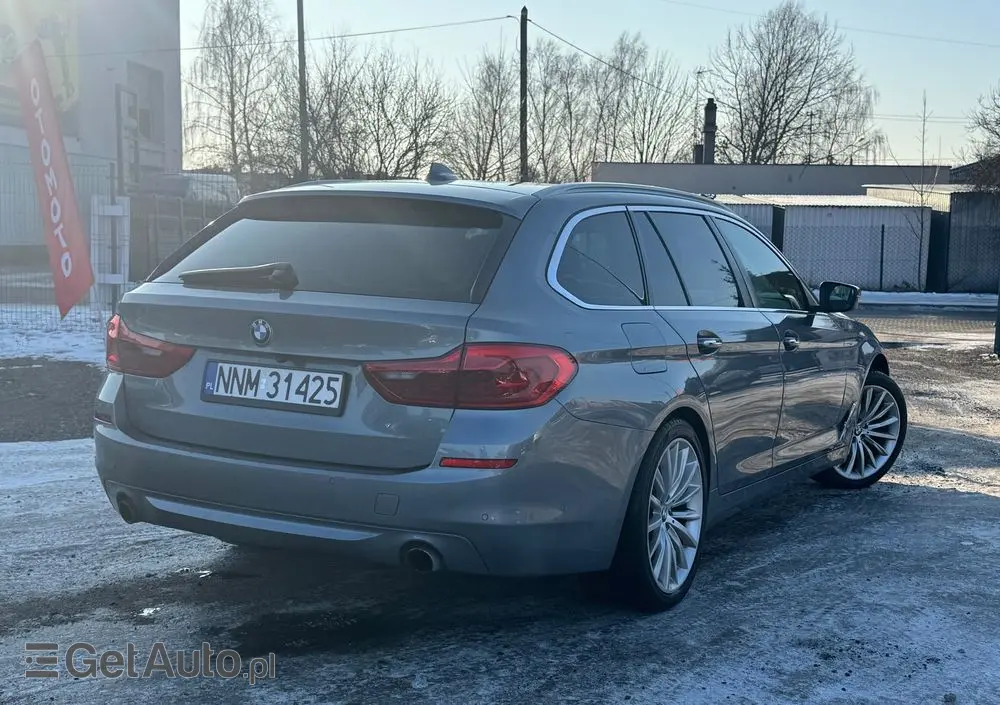BMW Seria 5 530i Sport Line