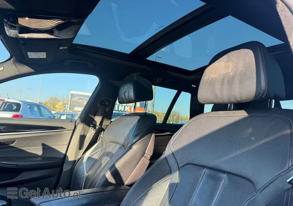 BMW Seria 5 530i Sport Line