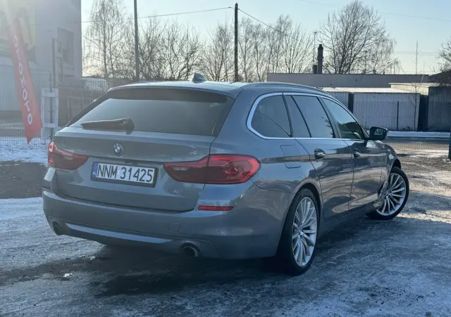 BMW Seria 5 530i Sport Line