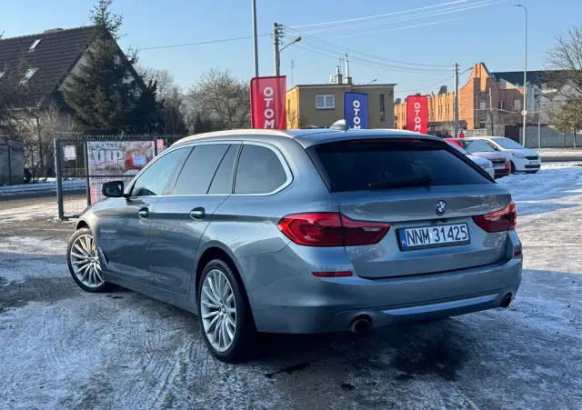 BMW Seria 5 530i Sport Line