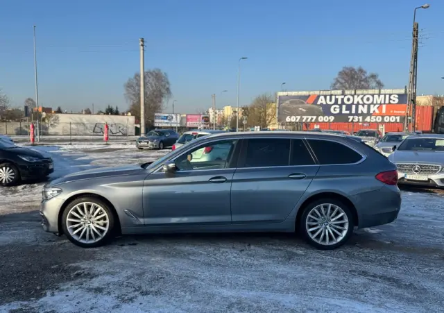 BMW Seria 5 530i Sport Line