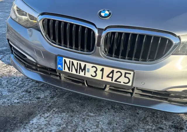 BMW Seria 5 530i Sport Line