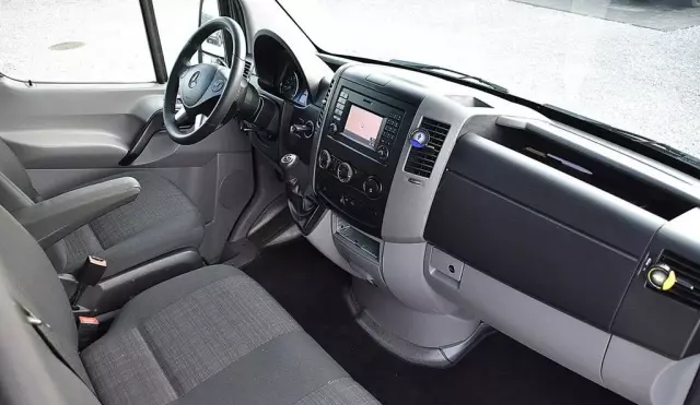MERCEDES-BENZ Sprinter 