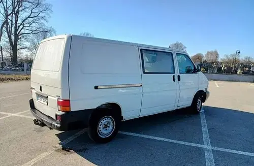 VOLKSWAGEN Transporter 