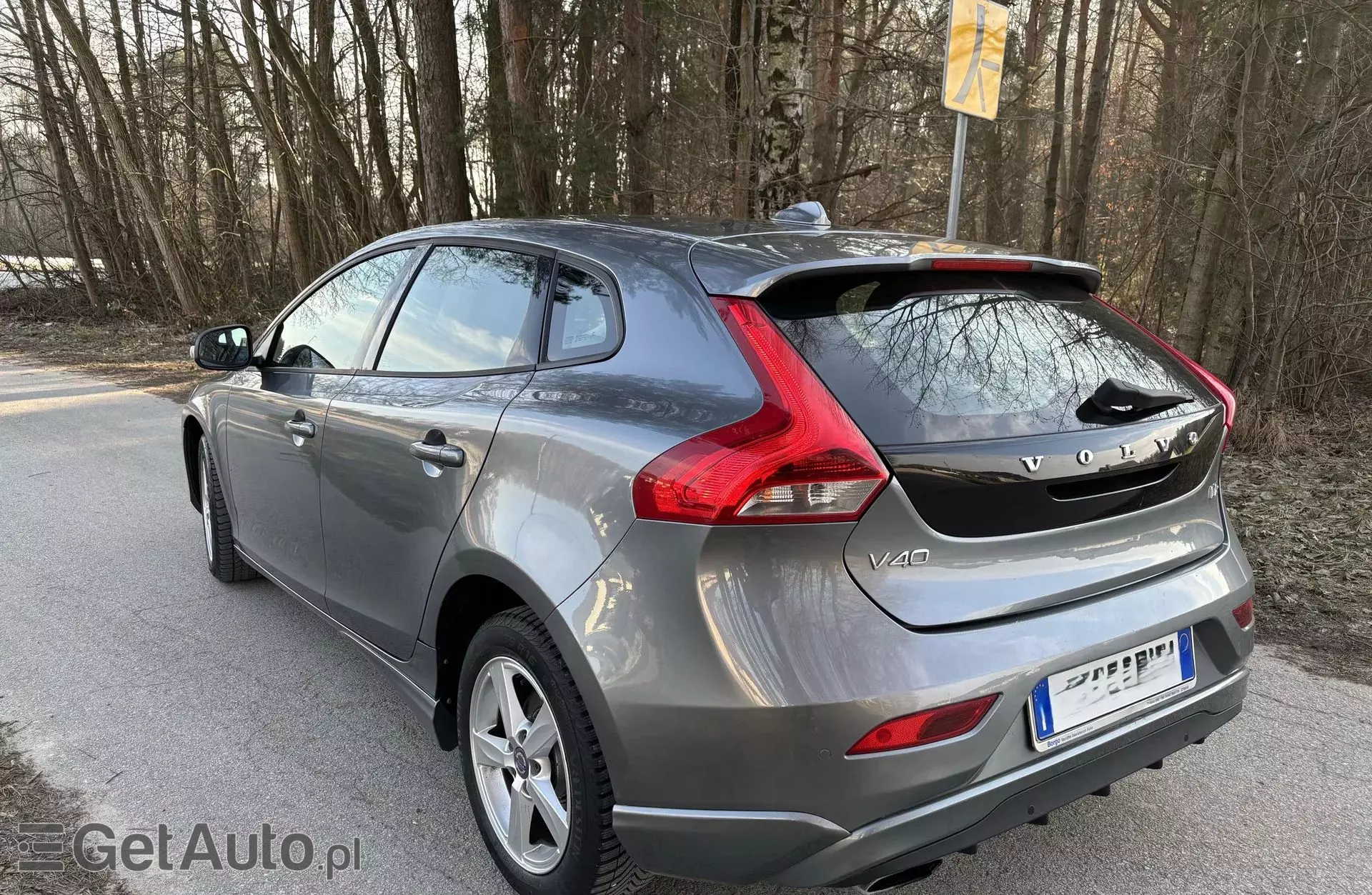 VOLVO V40 1.6 D2 (115 KM)