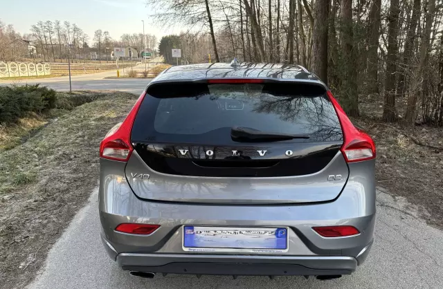 VOLVO V40 1.6 D2 (115 KM)