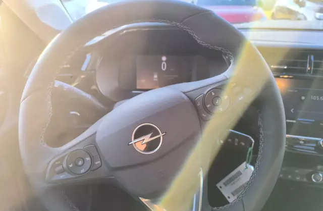 OPEL Corsa 1.2 (75 KM)