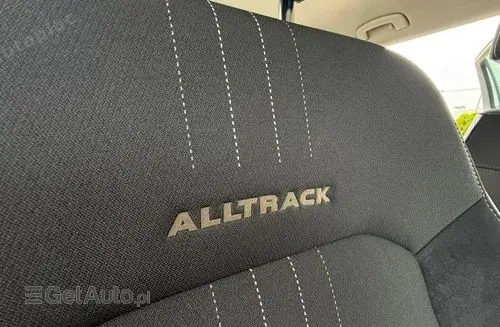 VOLKSWAGEN Passat Alltrack 