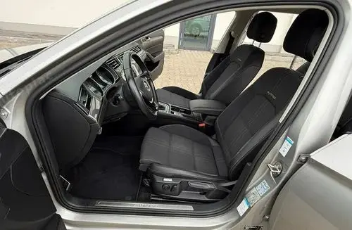 VOLKSWAGEN Passat Alltrack 