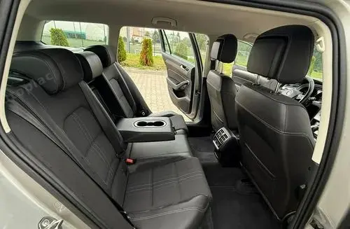 VOLKSWAGEN Passat Alltrack 