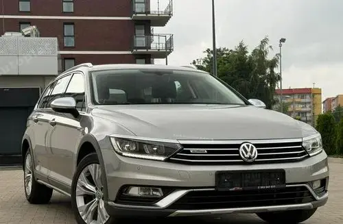 VOLKSWAGEN Passat Alltrack 