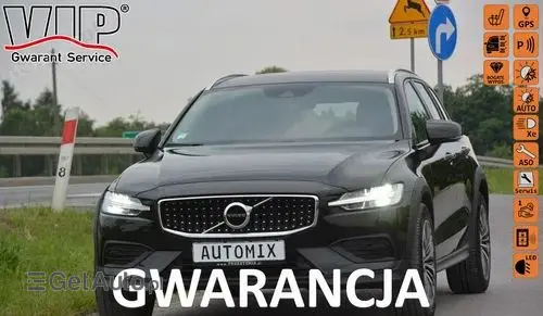 VOLVO V60 Cross Country 