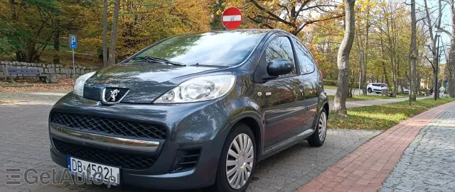 PEUGEOT 107 Active
