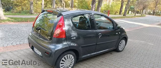PEUGEOT 107 Active