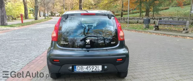 PEUGEOT 107 Active