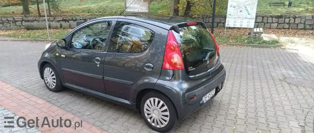 PEUGEOT 107 Active
