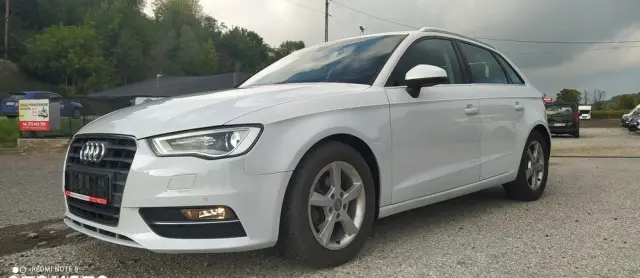 AUDI A3 Sportback 2.0 TDI (clean diesel) Attraction