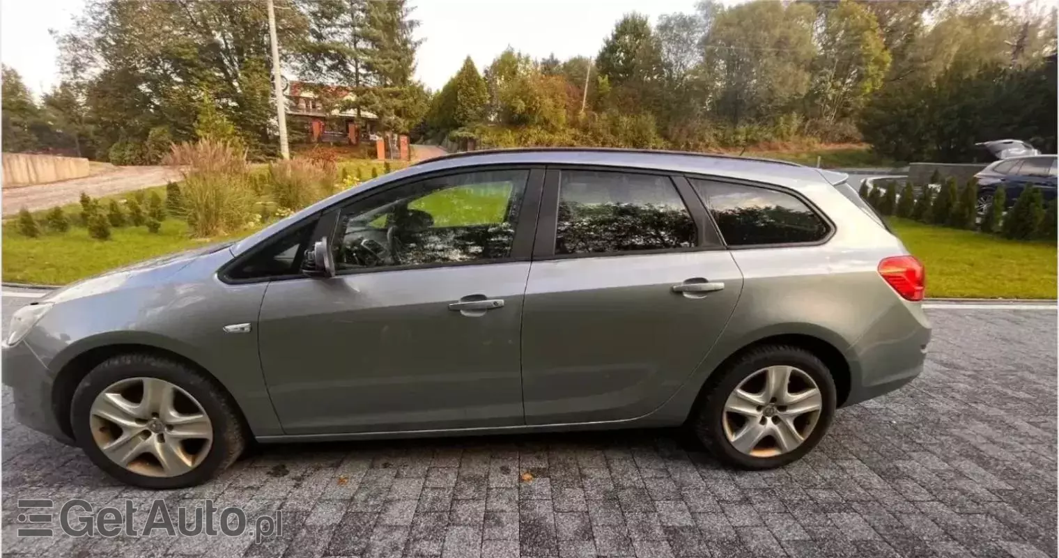 OPEL Astra 1.7 CDTI Caravan DPF Edition