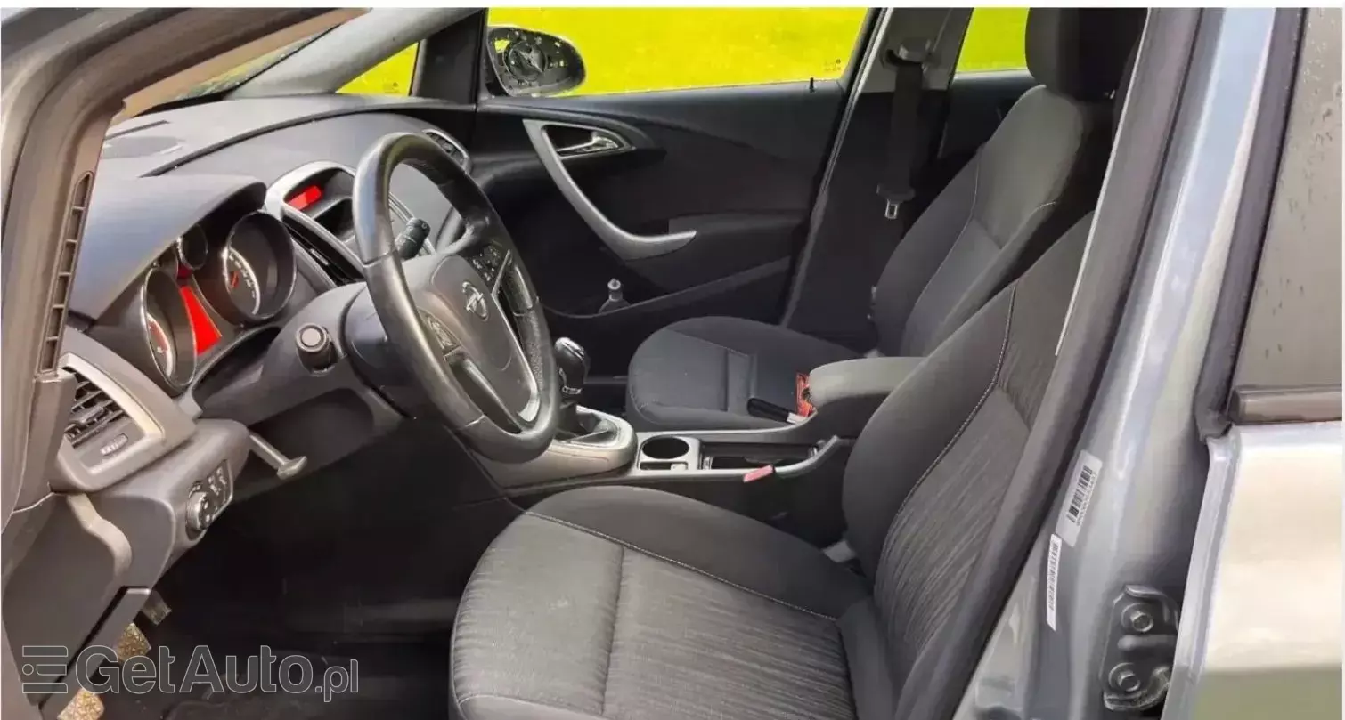 OPEL Astra 1.7 CDTI Caravan DPF Edition