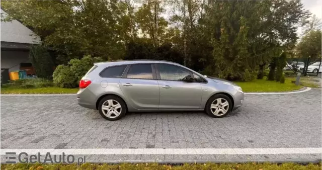 OPEL Astra 1.7 CDTI Caravan DPF Edition