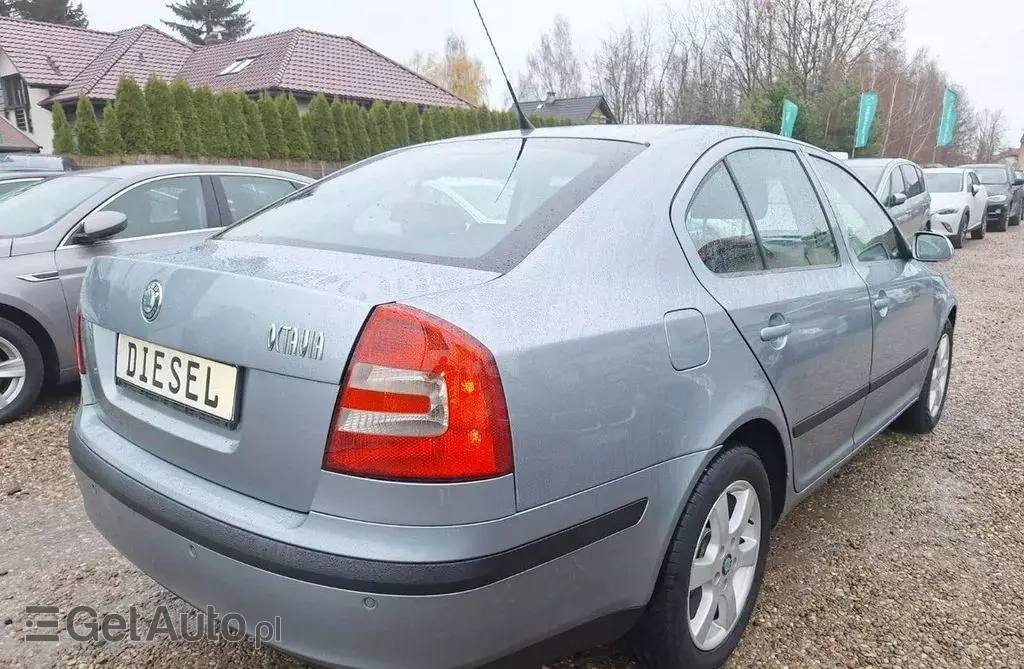 SKODA Octavia 