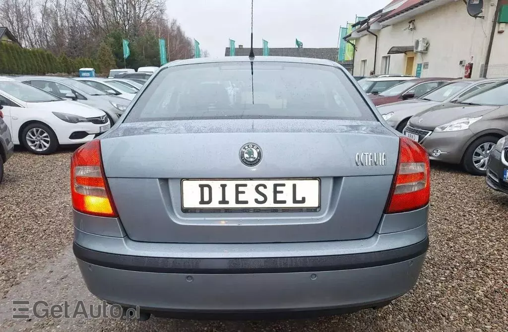 SKODA Octavia 