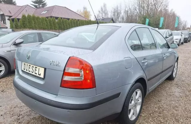 SKODA Octavia 