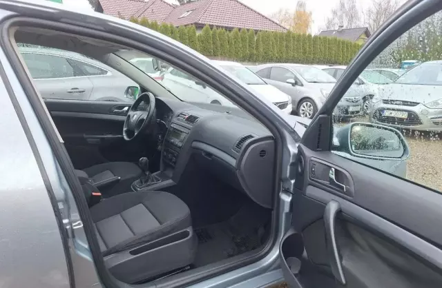 SKODA Octavia 