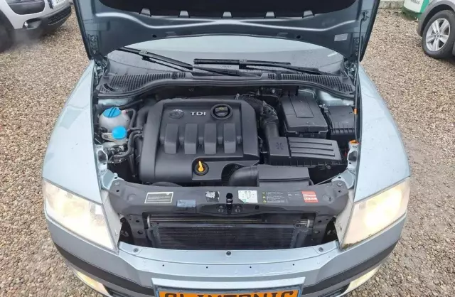 SKODA Octavia 