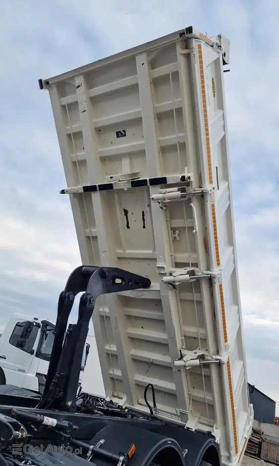 SCANIA P420 8x4 Hydroburta , Meller kiper , Manual 