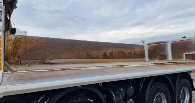 SCANIA P420 8x4 Hydroburta , Meller kiper , Manual 