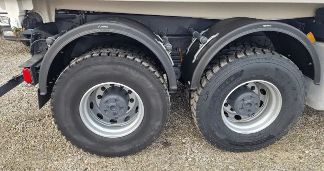 SCANIA P420 8x4 Hydroburta , Meller kiper , Manual 