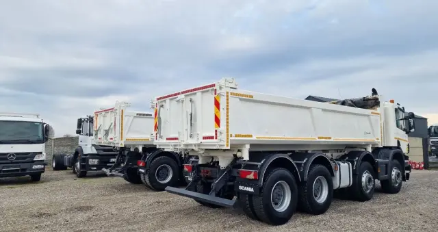 SCANIA P420 8x4 Hydroburta , Meller kiper , Manual 