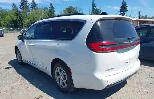 CHRYSLER Pacifica 