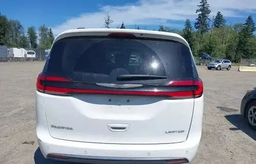 CHRYSLER Pacifica 