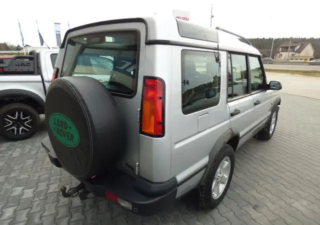 LAND ROVER Discovery 
