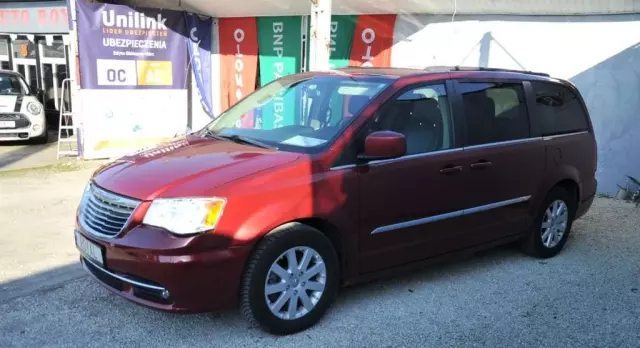 CHRYSLER Town & Country 