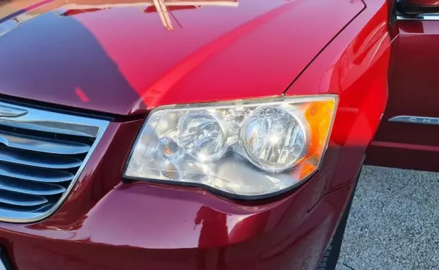 CHRYSLER Town & Country 